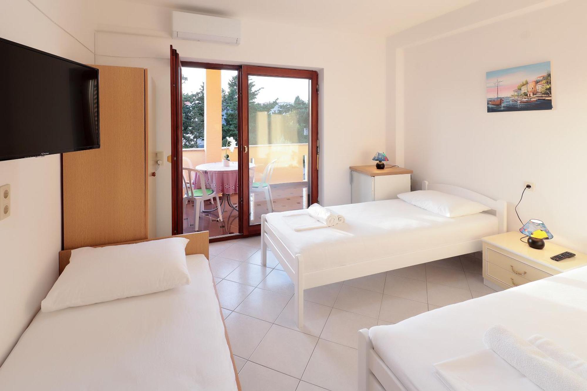 City Pool Apartments Novalja Exterior foto