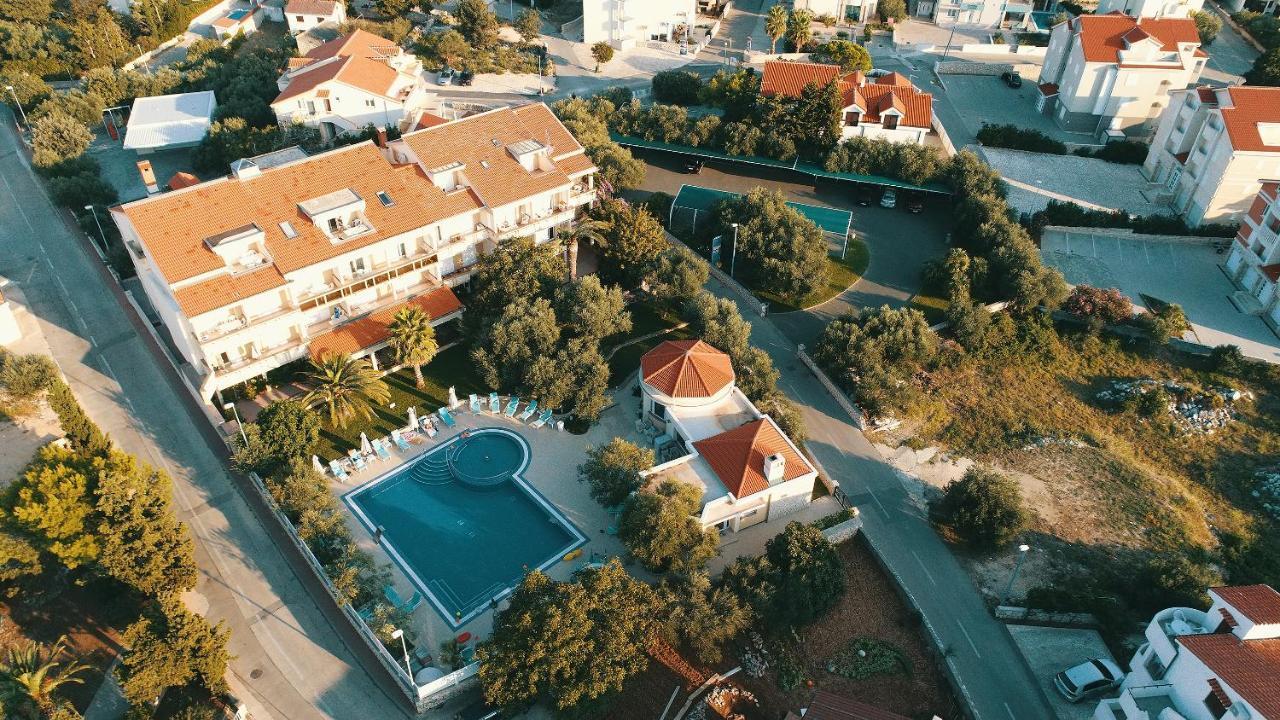 City Pool Apartments Novalja Exterior foto